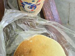 -瑞幸咖啡(上海财经大学地铁站1号口店)