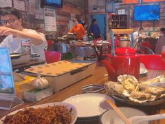-蚝堡海鲜·威海菜·海肠捞饭·烧烤·亚洲吃蚝公司(幸福门店)
