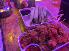 -喜鹊音乐酒馆(西街店)