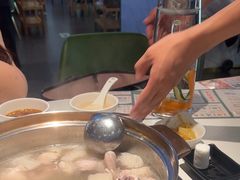 -烹然四季椰子鸡火锅(姚家园万象汇店)