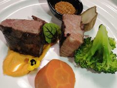 原汁低温炖IBP红标牛小排配时令蔬菜-K·Kitchen KK牛扒厨房(江南西店)