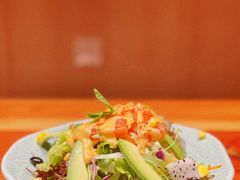 三文鱼牛油果沙拉-文三酒肆自助放题(新街口友谊广场店)