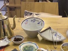 -毛辣果·贵州红酸汤牛肉火锅(西单店)
