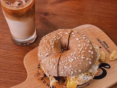 -Catch Bagel(芳草地店)