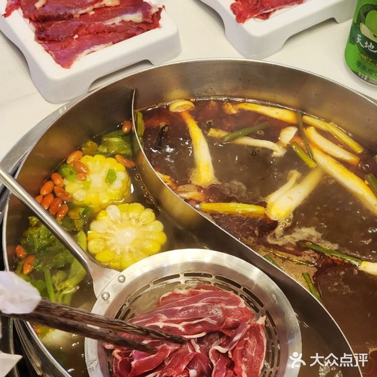 回澳門前，記得去吃青茂這家牛肉火鍋！！