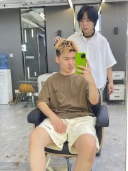 -藤野造型烫发染发