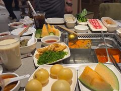 -海底捞火锅(新松江路生日主题店)