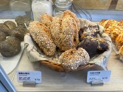 -BreadTalk面包新语(长寿路地铁站店)