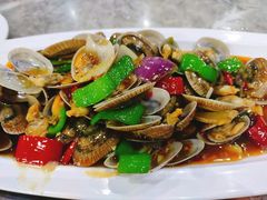 -四川小胡子海鲜(丁村万人海鲜广场店)