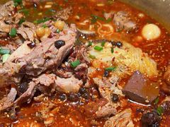 -张翻越·川渝冒菜·武汉黑鸭煲(城北万象城店)