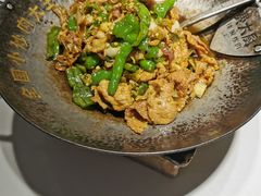 -费大厨辣椒炒肉(高铁吾悦广场店)