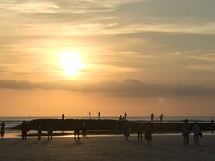 -库塔海滩
