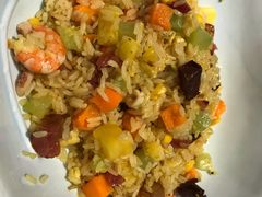 大叻经典菠萝海鲜炒饭-米纸越南小馆(金鹰世界店)