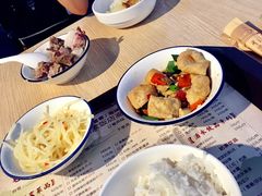 -毛家饭店(长沙南站店)