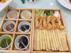 -鹊华居·地道鲁菜·海鲜·融合味(大明湖店)