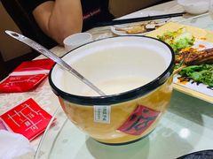 -陶然饺子城(奥体中路店)