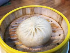 蟹粉汤包-朱洪元苏式面馆(绿宝广场店)