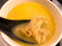 -鲜入围煮花胶鸡海鲜火锅