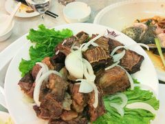 -丝路天山酒店(国际大巴扎店)