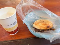 -老西关黄老太牛肉烧饼