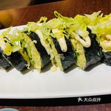 当时是因为逛街累了所以坐在觅坞的门口等位座上