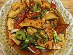 苗王豆腐-古城苗家土菜馆(河景餐厅店)