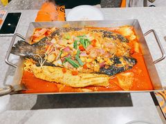 -鸣记脆皮烤鱼·海鲜烤鱼(马栏店)