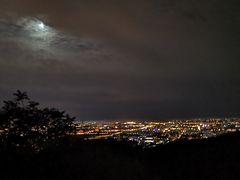 -鬼笑石后山停车场
