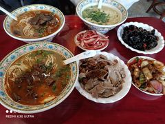 -金杨拉面王小吃面馆·牛三宝面·红烧牛肉粉