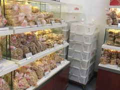 面包甜点陈列柜-生活林(河北路店)