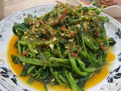 剁椒藤菜-洪霞餐馆