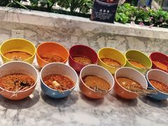 自助调料区-火锅岛潮牌自助餐厅(天津天佑城店)