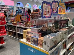 -名创优品(山东青岛华润万象城店)