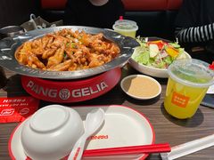 鸡爪煲-胖哥俩肉蟹煲(湖滨银泰in77店)