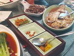 -海派美食·家宴海鲜青岛菜·石锅鲽鱼头(东方城店)