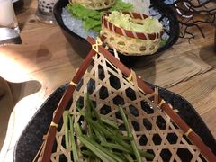 -湊湊火锅·茶憩(杭州湖滨银泰in77店)