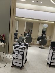 -Mentor Hair Salon