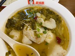 -南城香·饭香串香馄饨香(赵公口店)