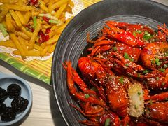 -肥肥虾庄·金牌油焖大虾(沙湖店)
