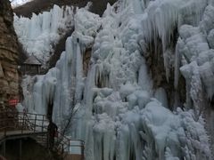 -大平台龙居瀑布旅游区