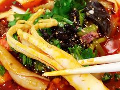 -成都你六姐·牛肉冒菜(城市集市合生汇店)