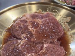 -臻牛烤肉
