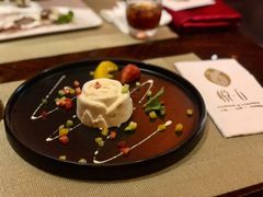杏仁冻糕-YUE·6·西式融合餐厅(外滩六号店)