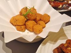 -桂满陇·手作小笼包&江南叫花鸡(中山公园店)