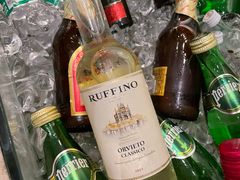 -上海滴水湖皇冠假日酒店