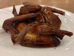 脆皮烧乳鸽-富豪酒家(正大广场店)
