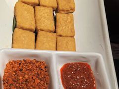 黄金爆浆豆腐-云海肴·汽锅鸡·云南代表菜(美罗城店)