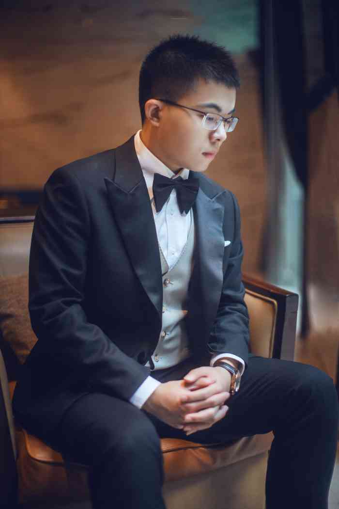 63人赞1葛奇28月24日 11:40打分帅气60老板77很好,认真负责,款式