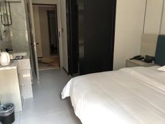 -七橙公寓(昌岗地铁站广州美术学院店)