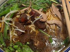 -镇南锅盖面馆(解放路店)